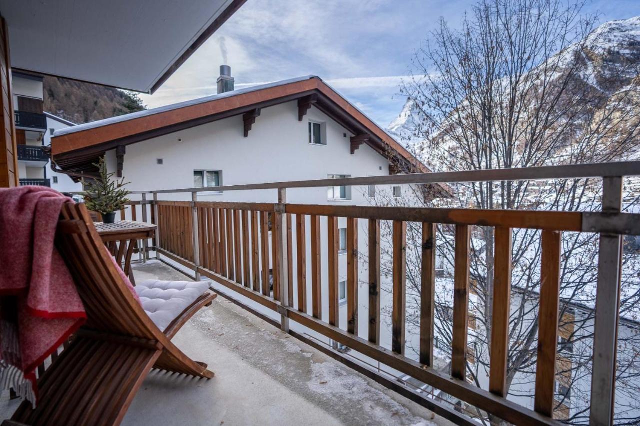 Modern Apartment With Matterhorn View Zermatt Esterno foto